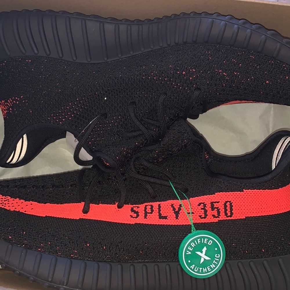 Yeezy shoes😍😍